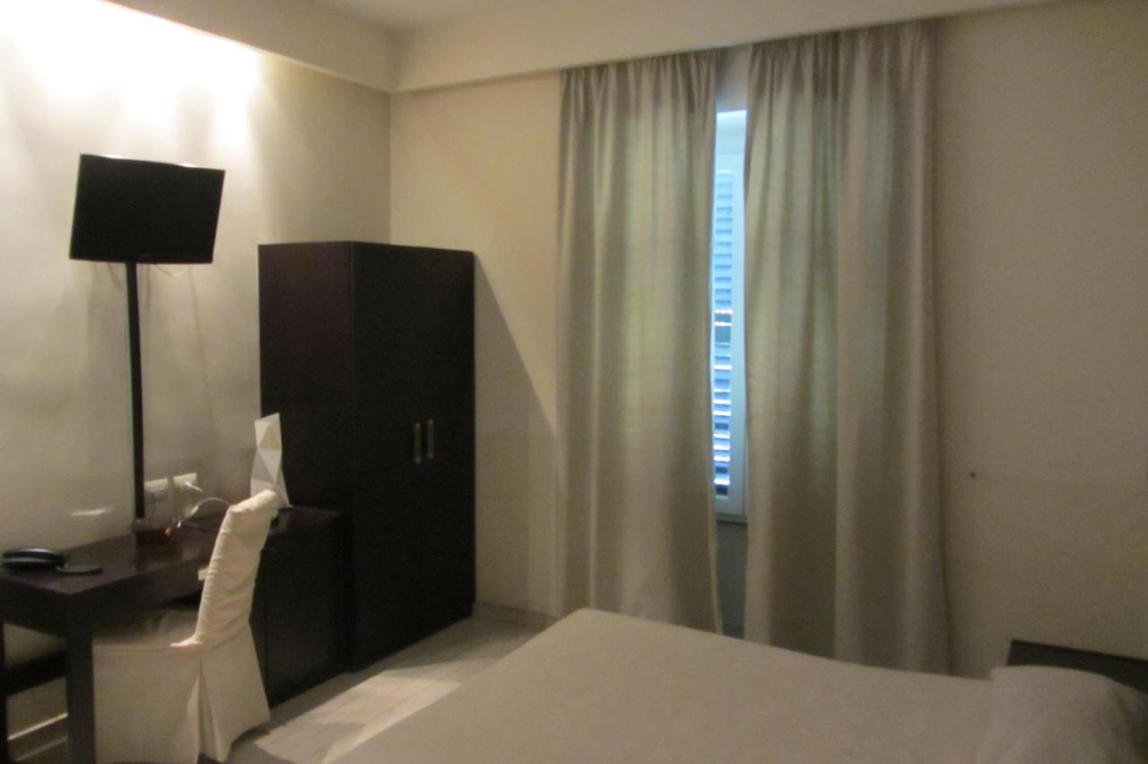 Отель San Marco Relais Рим Номер фото